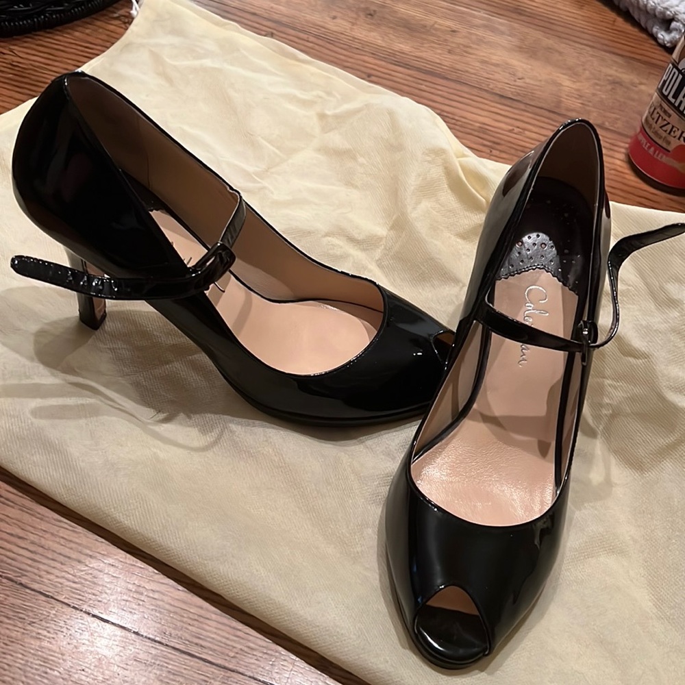 COLE HAAN Black patent open toe Mary Jane strap pumps Size 7.5